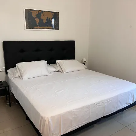 Fira Gran Via 2 - Private Rooms In A Shared Apartment - Habitaciones Privadas En Apartamento Compartido L’Hospitalet de Llobregat Zewnętrze zdjęcie
